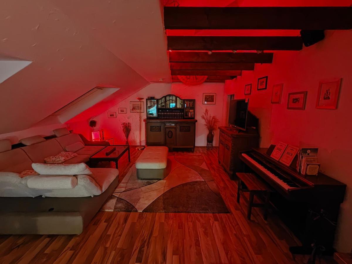 Komfort Ferienwohnung Biene Saarbrücken Esterno foto