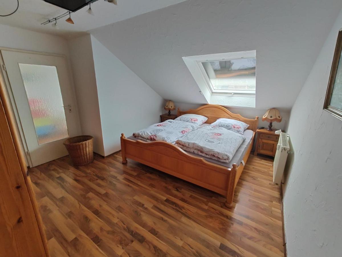 Komfort Ferienwohnung Biene Saarbrücken Esterno foto