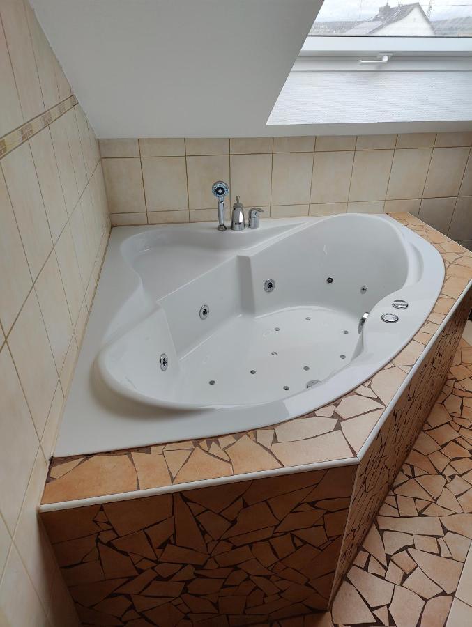 Komfort Ferienwohnung Biene Saarbrücken Esterno foto