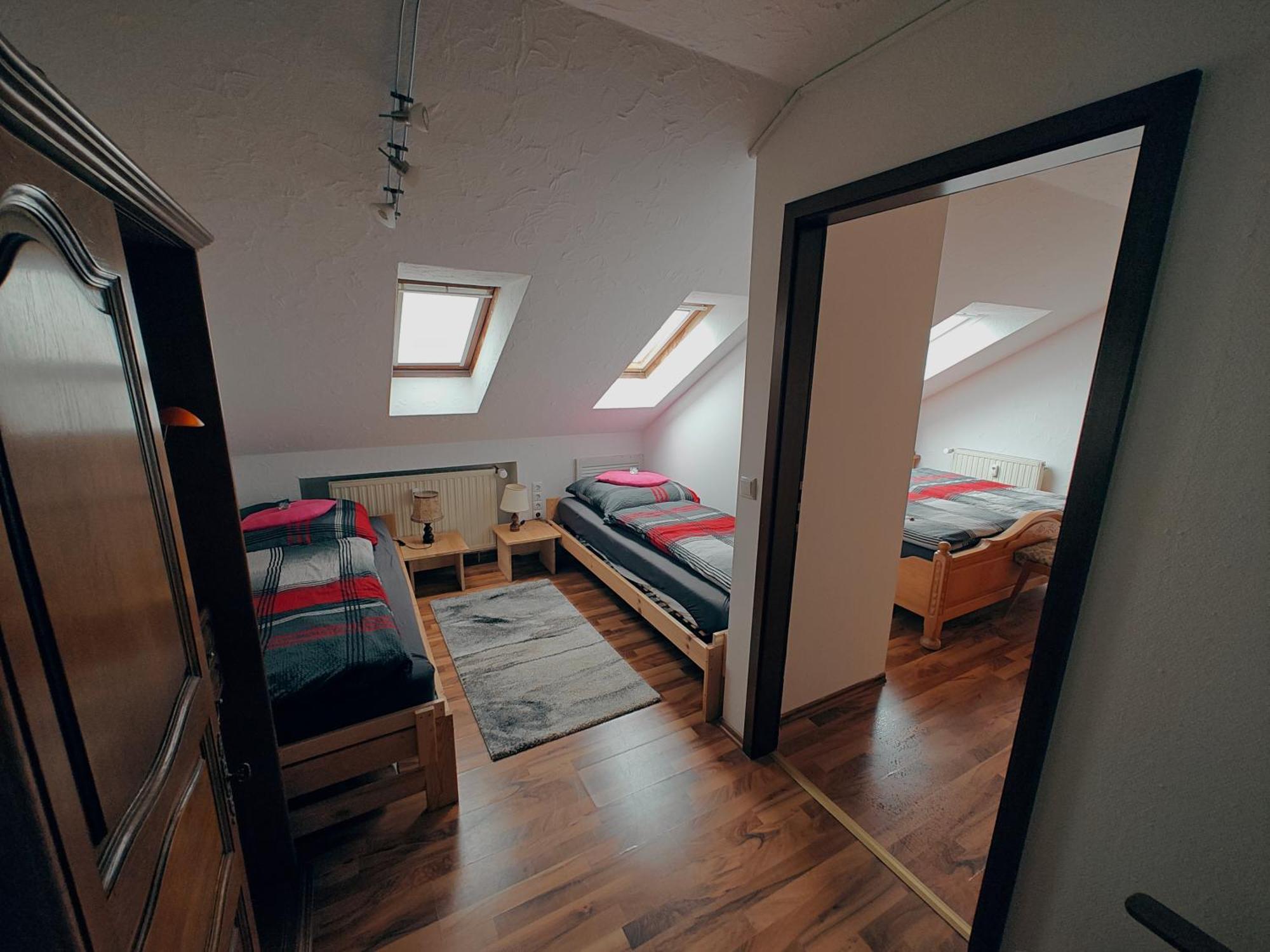 Komfort Ferienwohnung Biene Saarbrücken Esterno foto